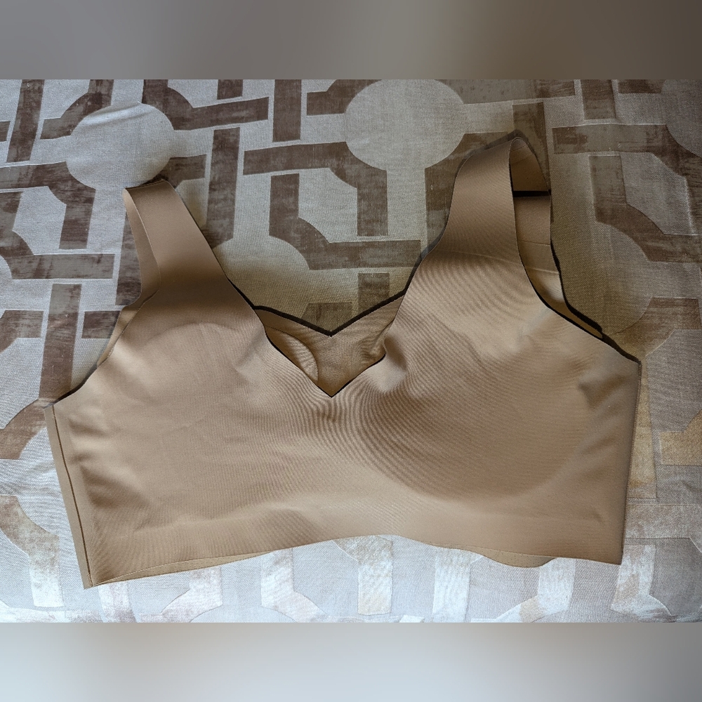 Honeylove Smooth Supportive Bra in Beige - Picture 2 of 11